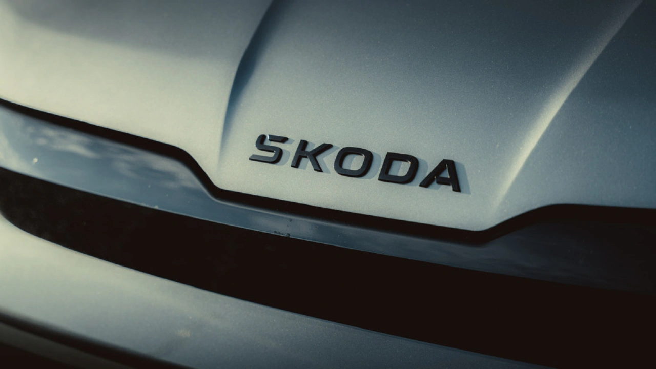 Škoda Elroq 60 Business Edition - Tour - Black Edition