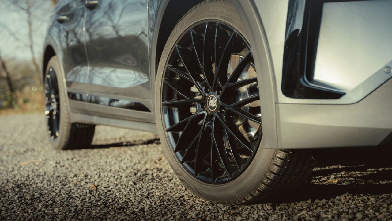 Škoda Elroq 60 Business Edition - Tour - Black Edition