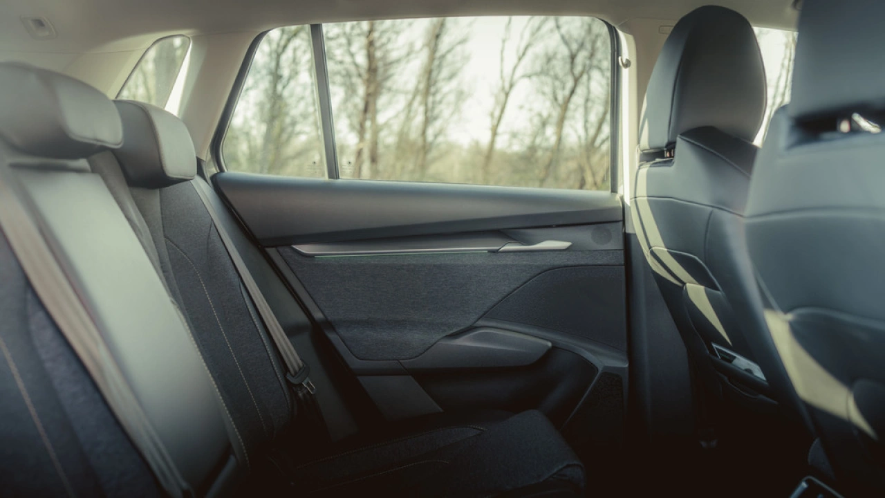 Škoda Elroq 60 Business Edition - Tour - Black Edition