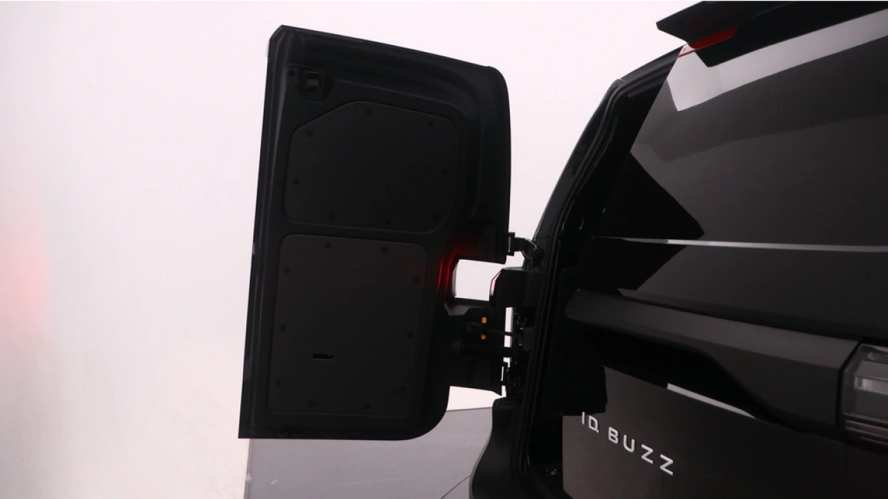 VW Bedrijfswagens ID. Buzz Cargo L1H1 286pk 79kWh RWD Economy-Business