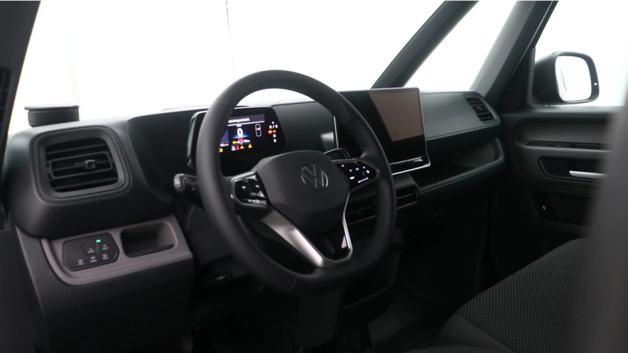 VW Bedrijfswagens ID. Buzz Cargo L1H1 286pk 79kWh RWD Economy-Business