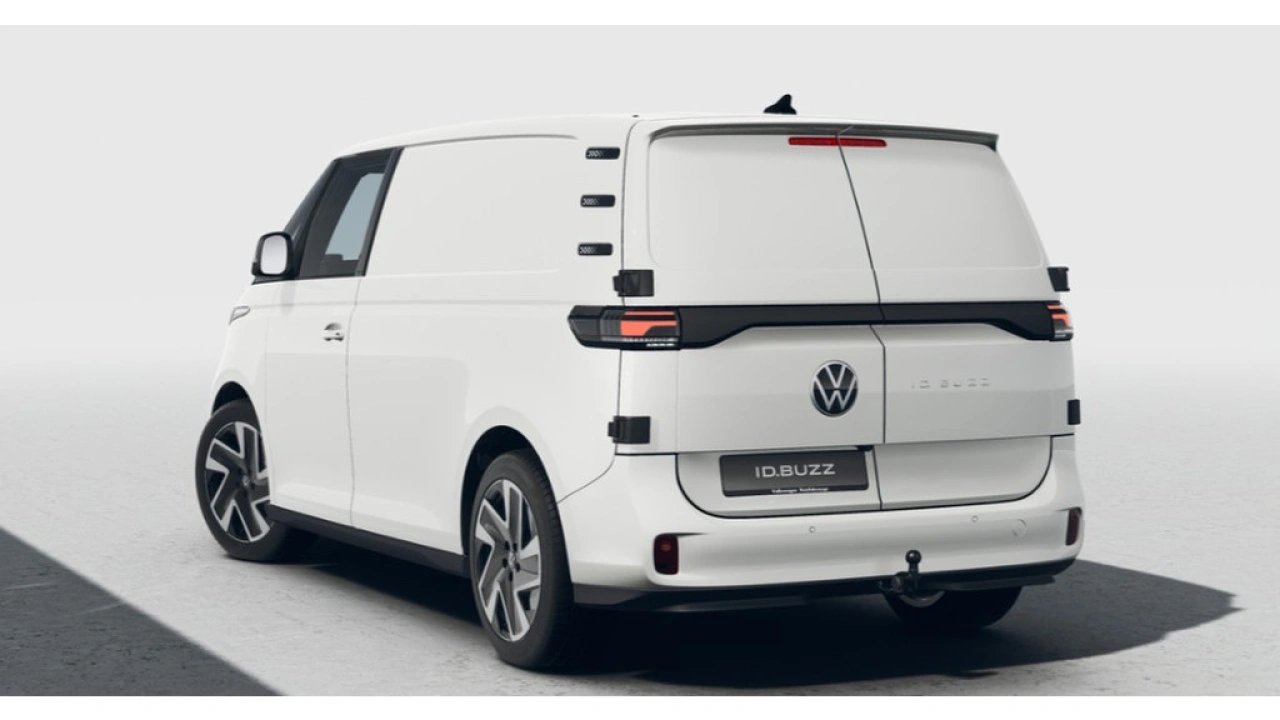 VW Bedrijfswagens ID. Buzz Cargo L1H1 286pk 79kWh RWD Bulli-Ediiton