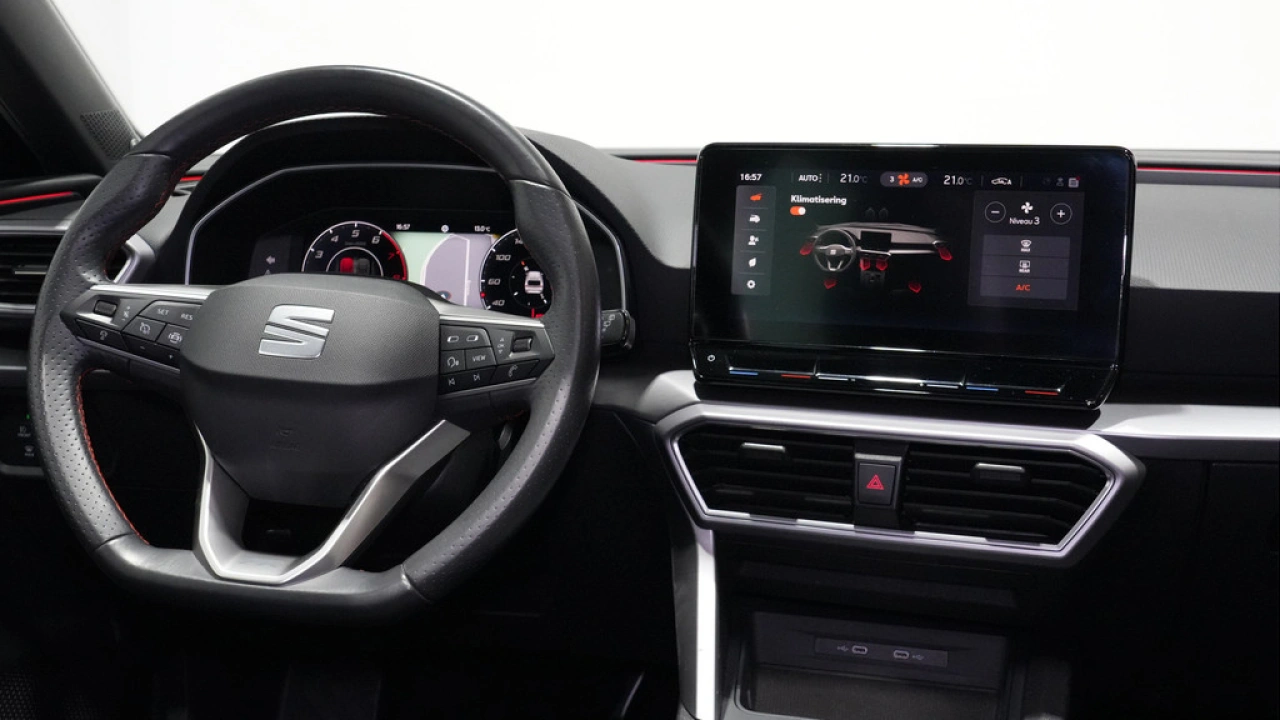 SEAT Leon Sportstourer 1.5 eTSI FR Launch Edition Beats