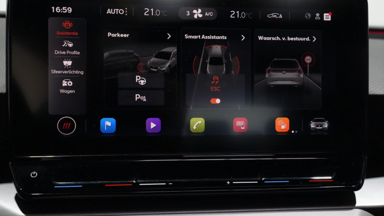 SEAT Leon Sportstourer 1.5 eTSI FR Launch Edition Beats