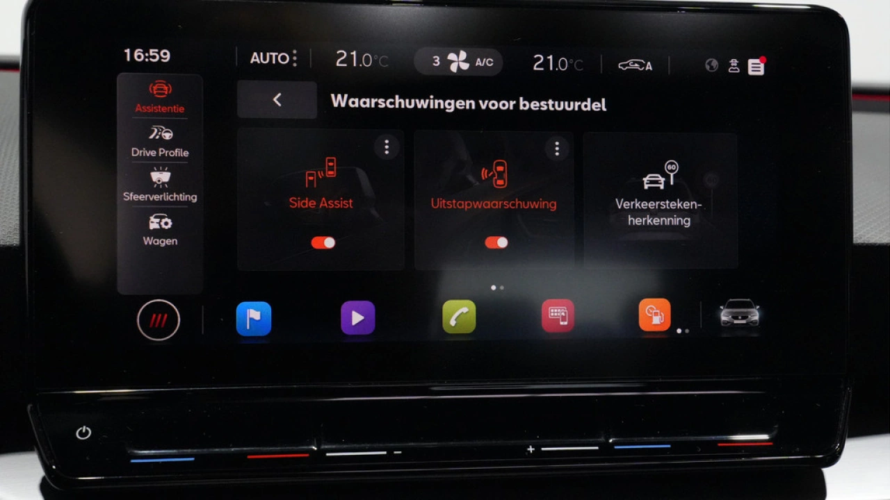 SEAT Leon Sportstourer 1.5 eTSI FR Launch Edition Beats