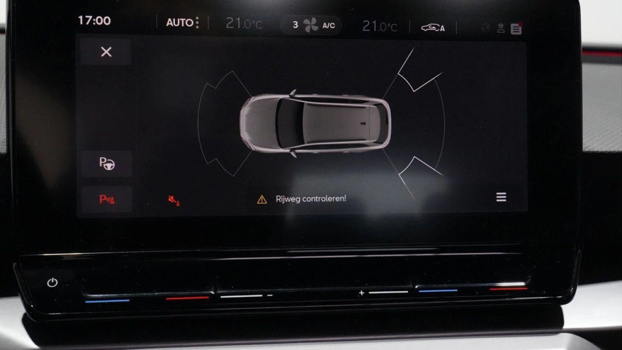 SEAT Leon Sportstourer 1.5 eTSI FR Launch Edition Beats