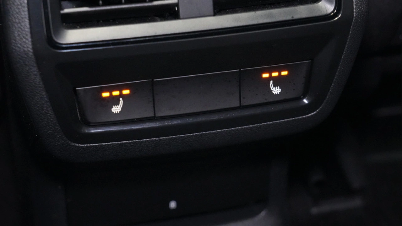 Škoda Karoq 1.5 TSI ACT Sportline Business