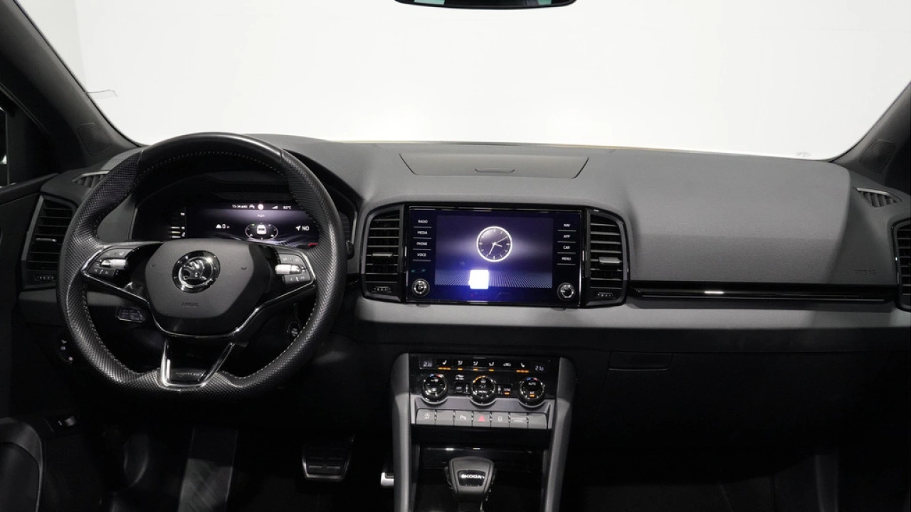 Škoda Karoq 1.5 TSI ACT Sportline Business
