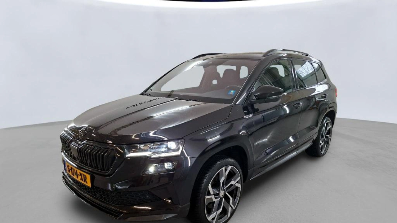 Škoda Karoq 1.5 TSI ACT Sportline Business