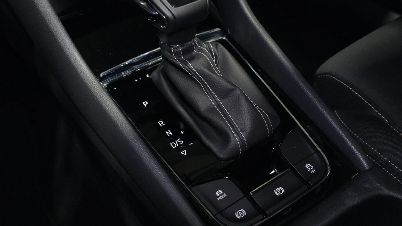 Škoda Karoq 1.5 TSI ACT Sportline Business