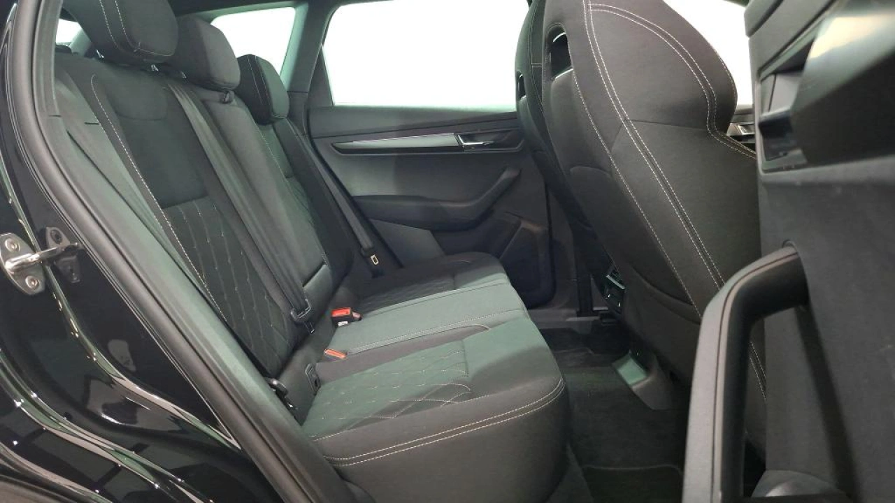 Škoda Karoq 1.5 TSI ACT Sportline Business