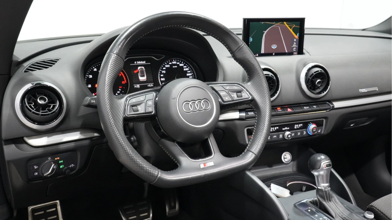 Audi A3 Cabriolet 35 TFSI CoD 150pk S-Tronic S-line