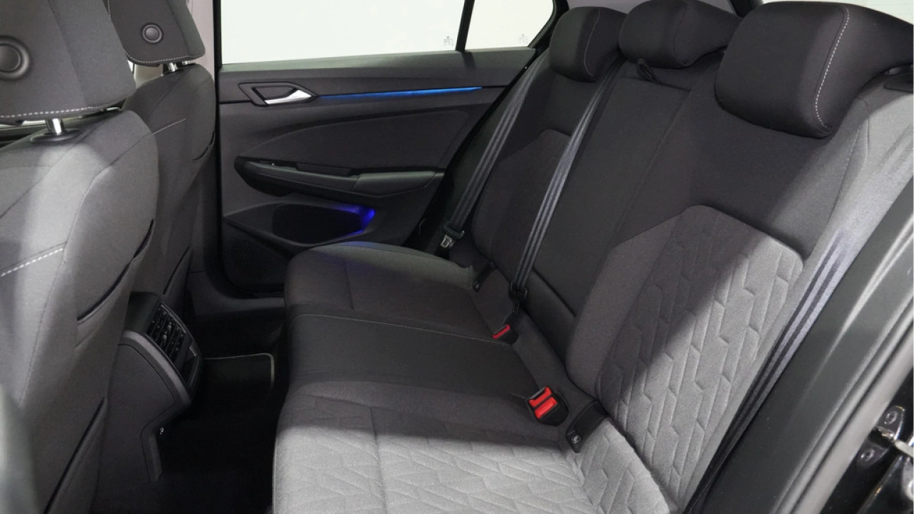 Volkswagen Golf 1.5 eTSI 115pk DSG Life Edition