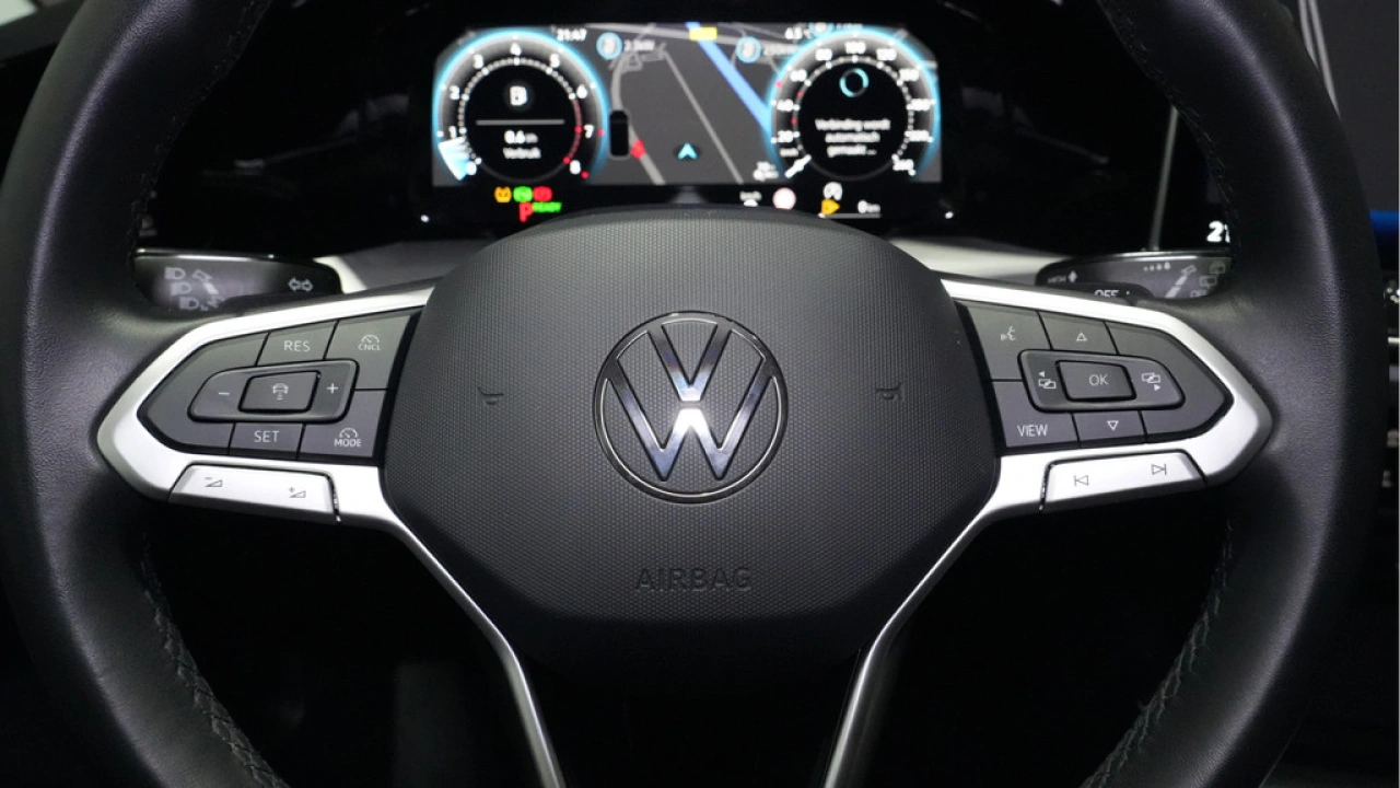 Volkswagen Golf 1.5 eTSI 115pk DSG Life Edition