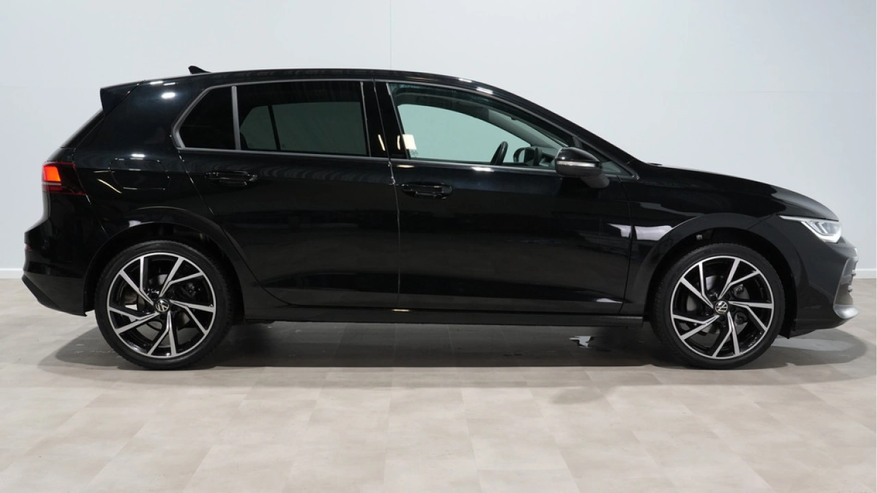 Volkswagen Golf 1.5 eTSI 115pk DSG Life Edition