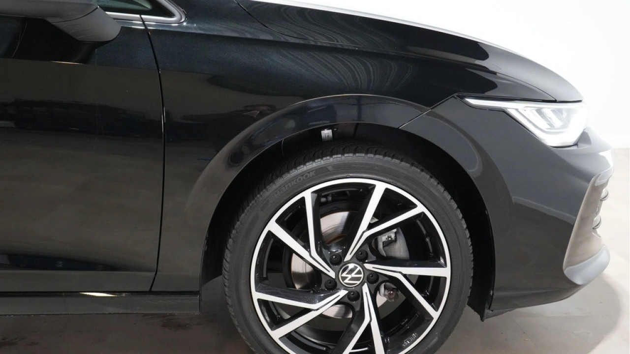 Volkswagen Golf 1.5 eTSI 115pk DSG Life Edition