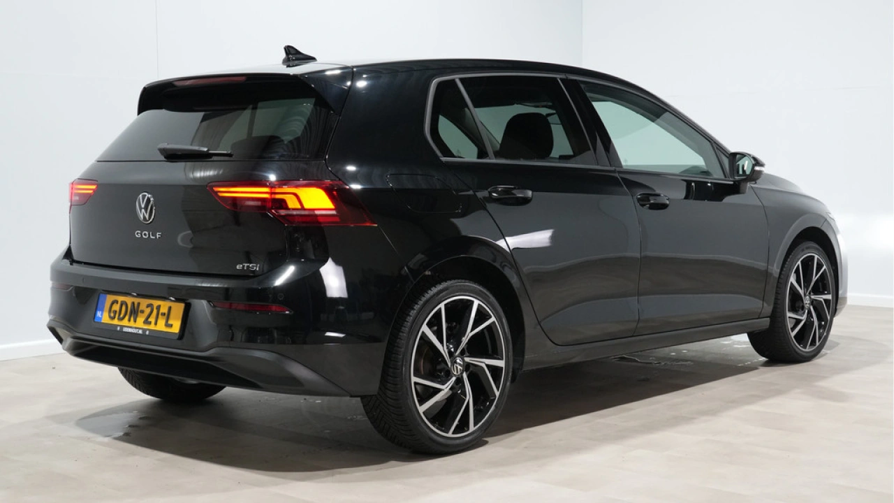 Volkswagen Golf 1.5 eTSI 115pk DSG Life Edition