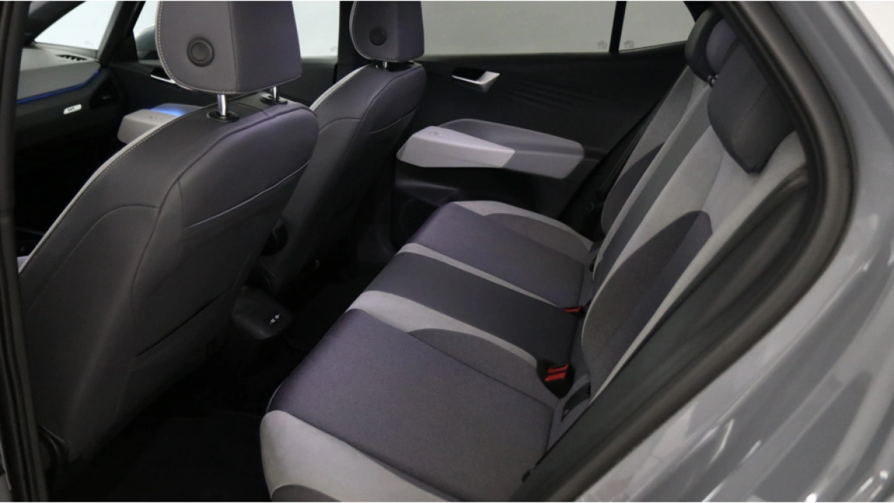 Volkswagen ID.3 First Plus 58 kWh 204pk Navigatie Camera