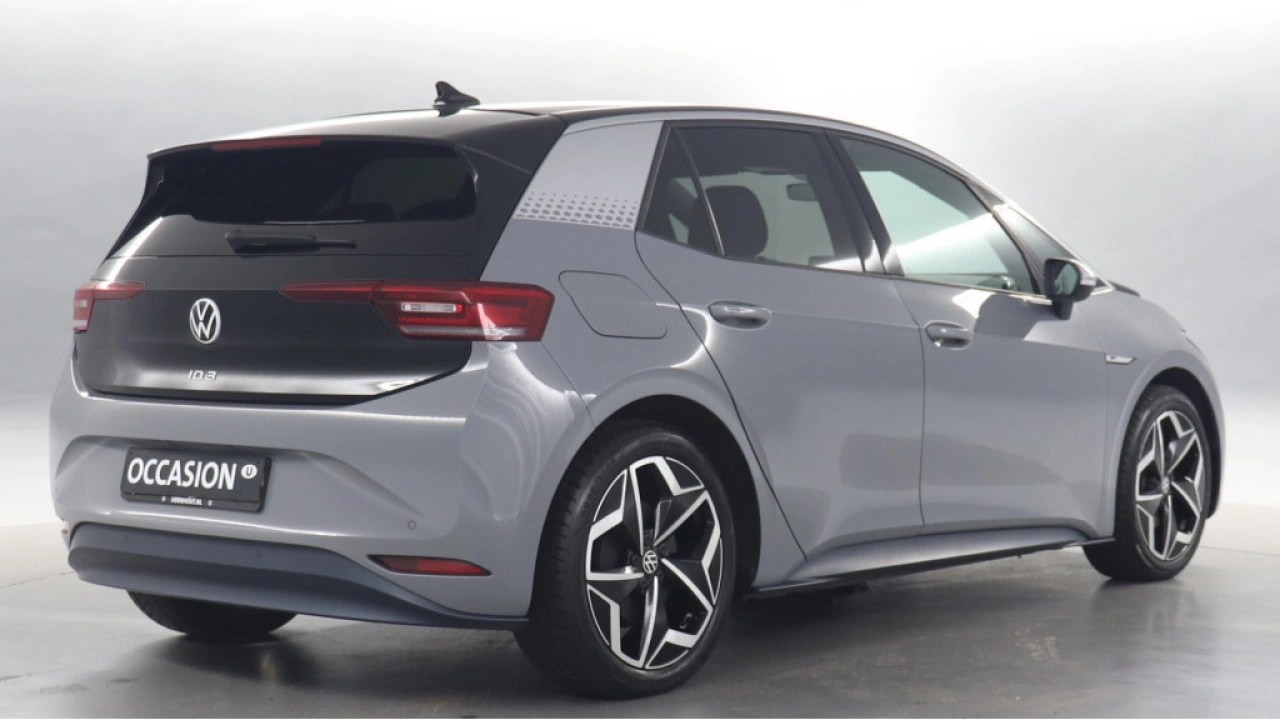 Volkswagen ID.3 First Plus 58 kWh 204pk Navigatie Camera