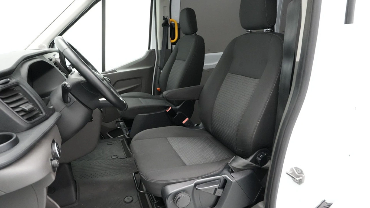 Ford Transit 350 2.0 TDCI L4H3 Trend RWD