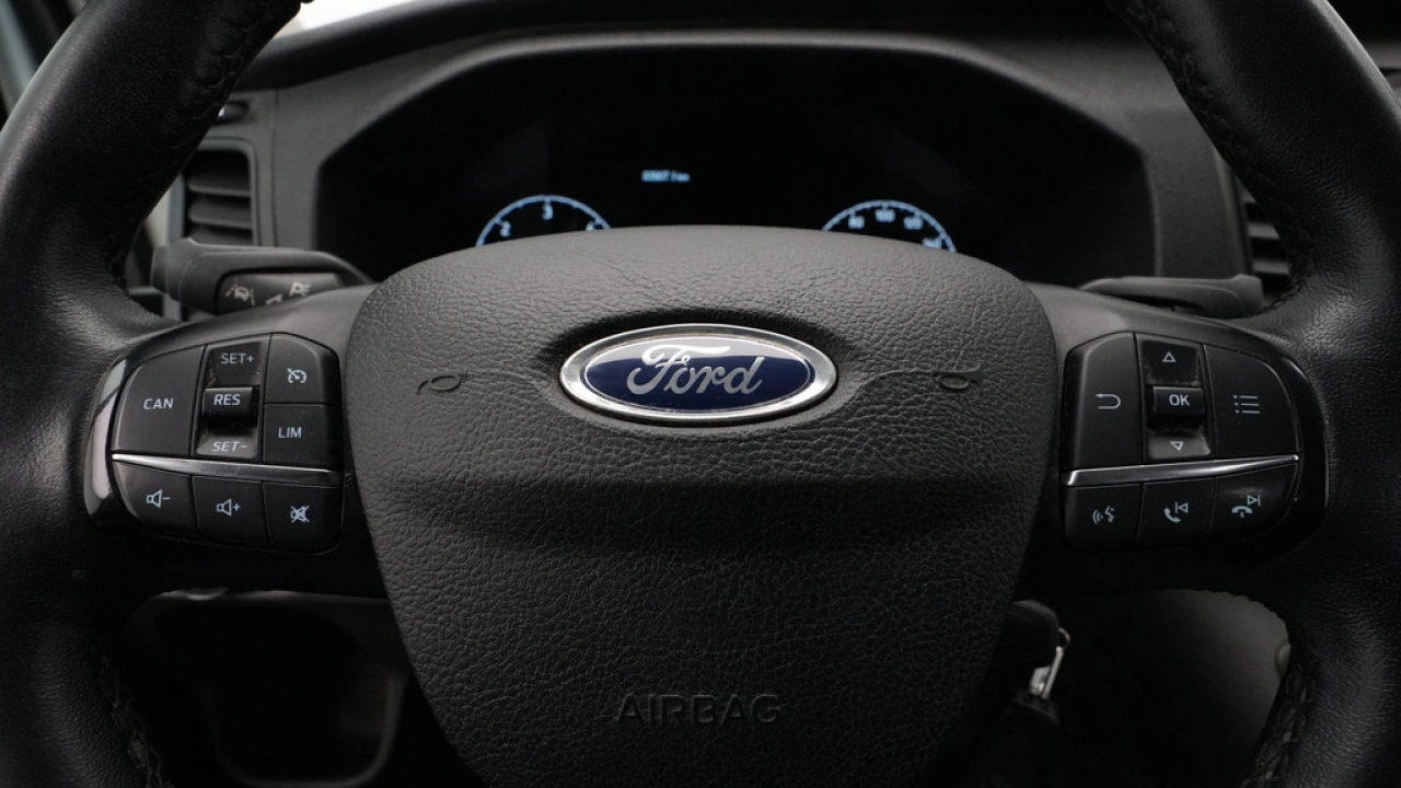 Ford Transit 350 2.0 TDCI L4H3 Trend RWD