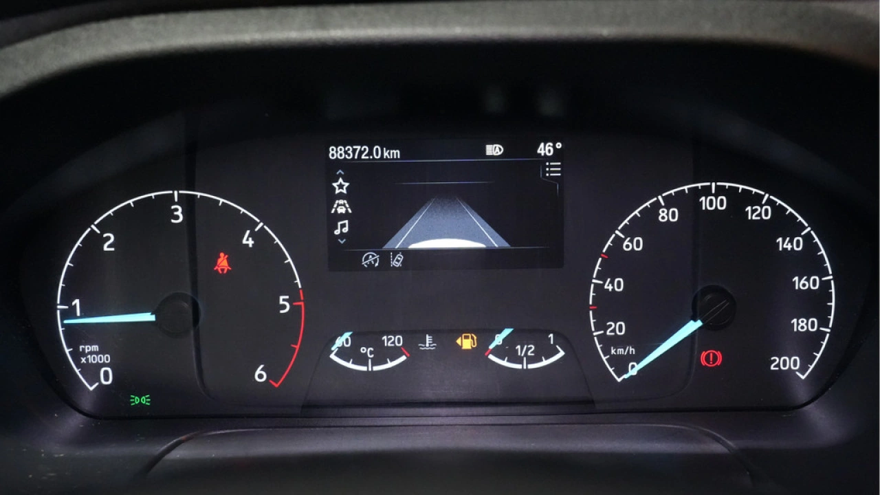 Ford Transit 350 2.0 TDCI L4H3 Trend RWD