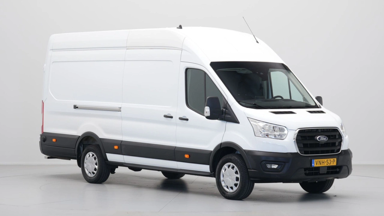 Ford Transit 350 2.0 TDCI L4H3 Trend RWD