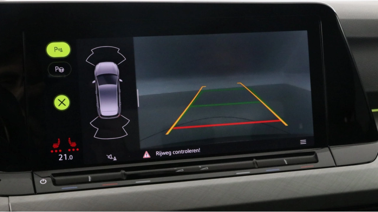 Volkswagen Golf 1.0 eTSI 110pk DSG Life Business