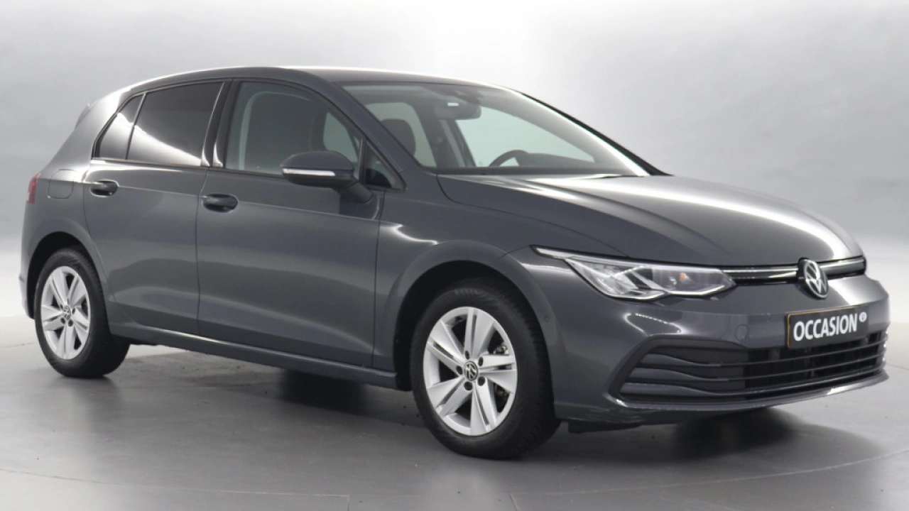 Volkswagen Golf 1.0 eTSI 110pk DSG Life Business