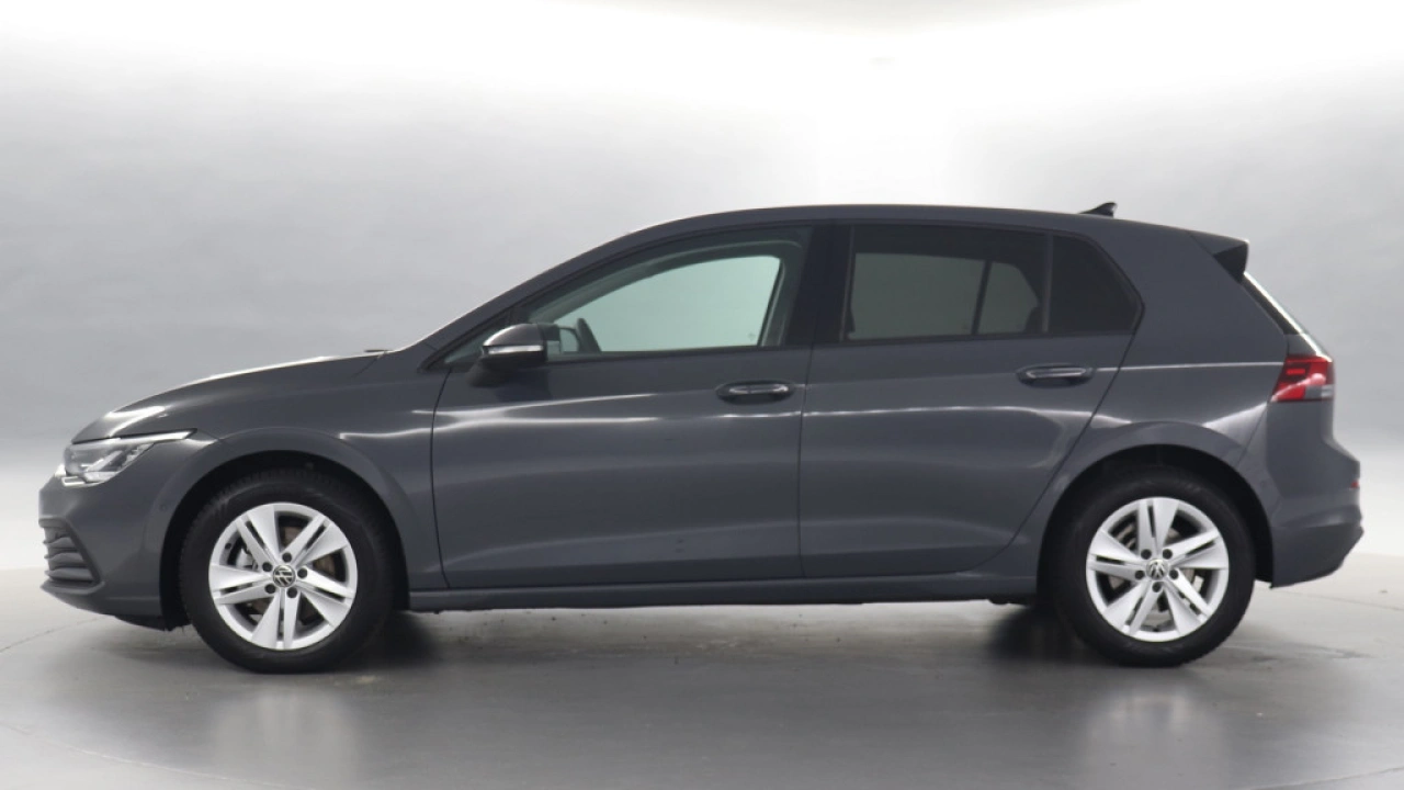 Volkswagen Golf 1.0 eTSI 110pk DSG Life Business