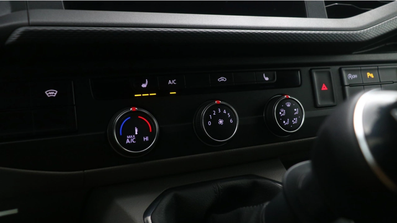 VW Bedrijfswagens Transporter L1H1 2.0 TDI 110pk Comfortline