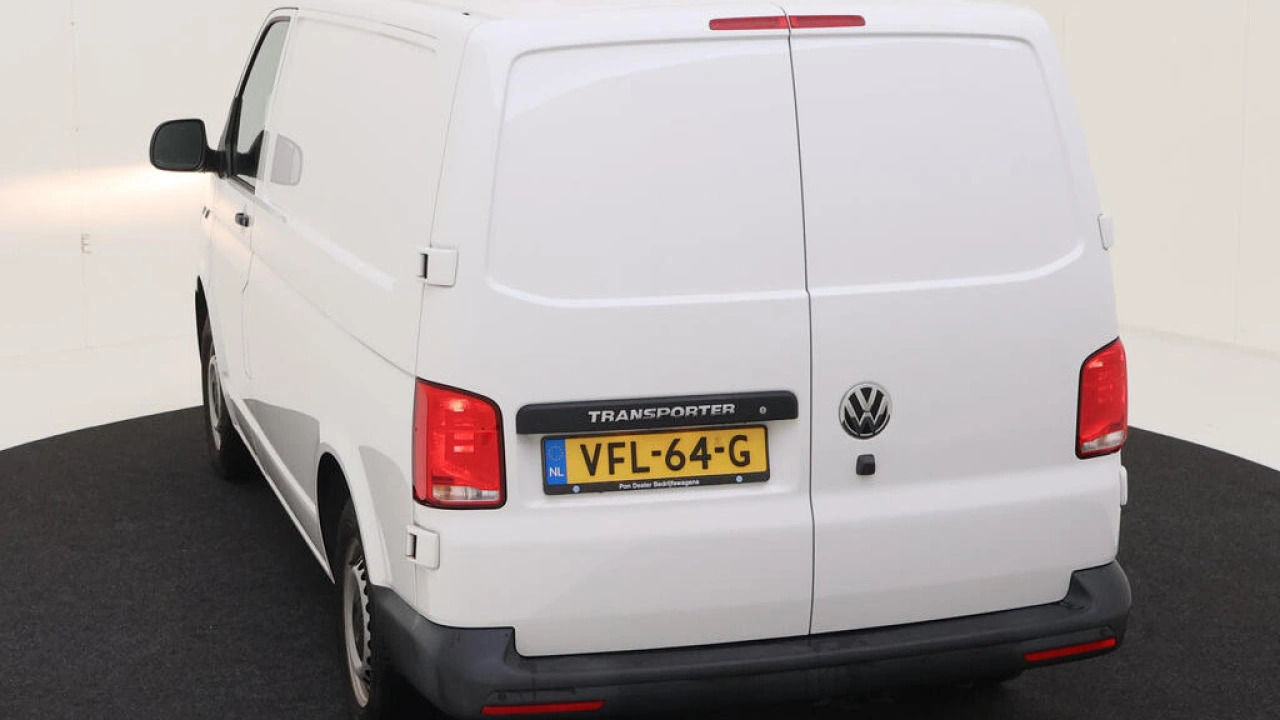 VW Bedrijfswagens Transporter L1H1 2.0 TDI 110pk Comfortline
