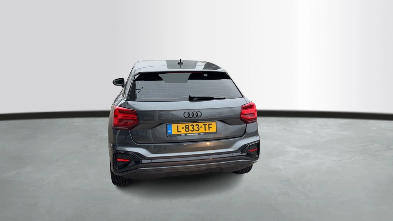 Audi Q2 35 TFSI 150Pk S Edition / WORDT VERWACHT / Panodak / 20''LMV / Camera