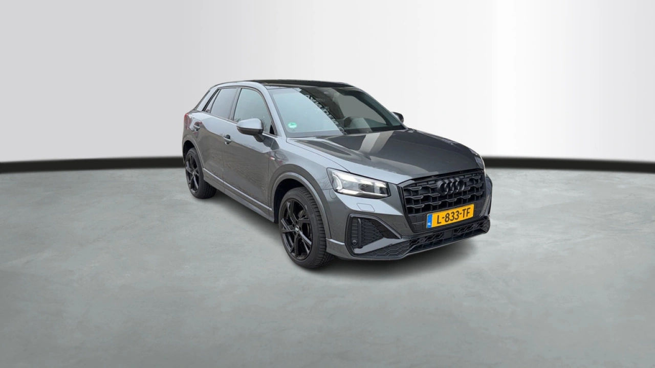Audi Q2 35 TFSI 150Pk S Edition / WORDT VERWACHT / Panodak / 20''LMV / Camera