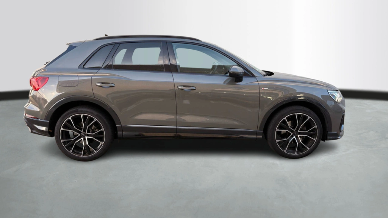 Audi Q3 35 TFSI 150Pk S Line / 04-2026 VERWACHT