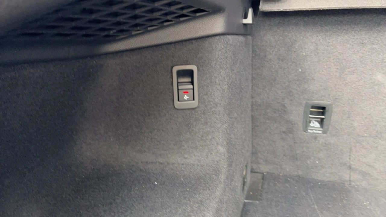 Audi Q3 Sportback 35 TFSI Pro Line business / 02-2026 VERWACHT / Trekhaak / Panodak