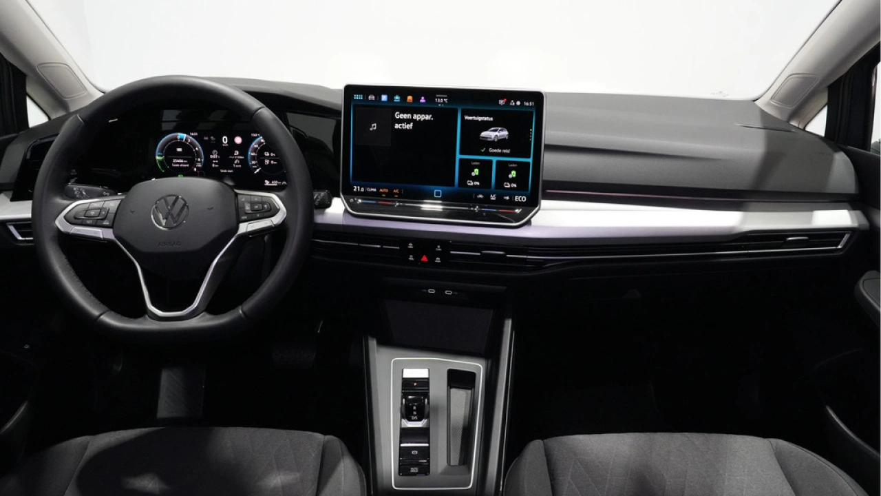 Volkswagen Golf 1.5 eHybrid 204pk Life Edition