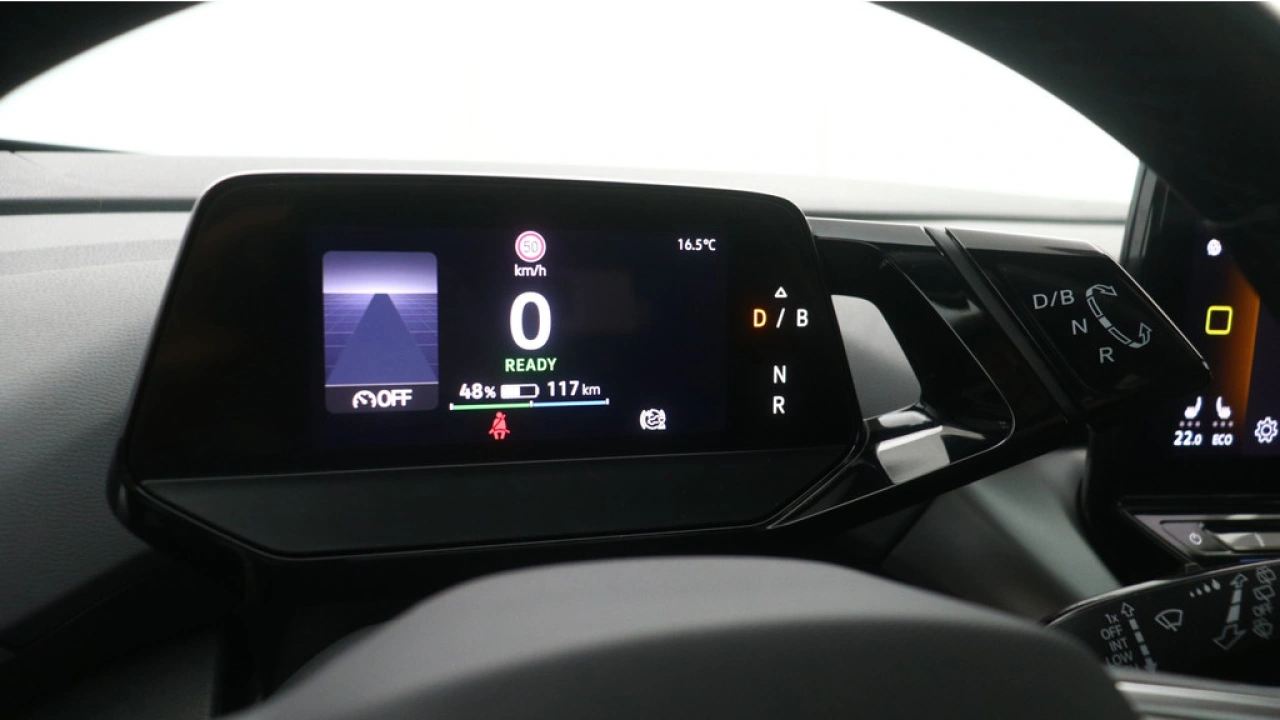 Volkswagen ID.4 Pure 52 kWh 170pk SOH 90% Panoramadak Warmtepomp Matrix