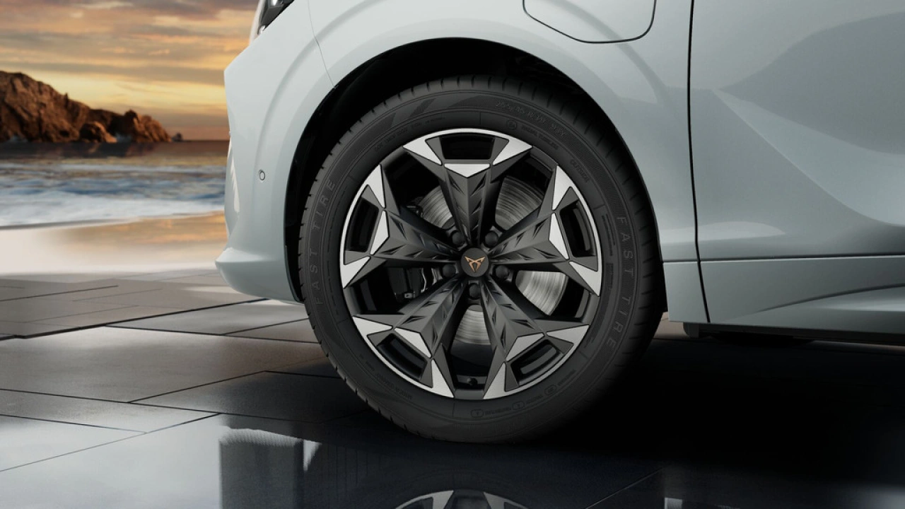 CUPRA Terramar 1.5 TSI e-Hybrid 272 6DSG VZ Performance