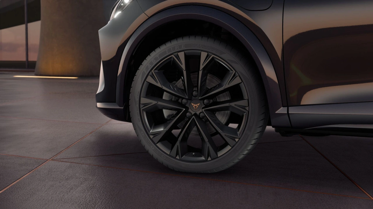 CUPRA Formentor 1.5 TSI e-Hybrid 204 6DSG Business