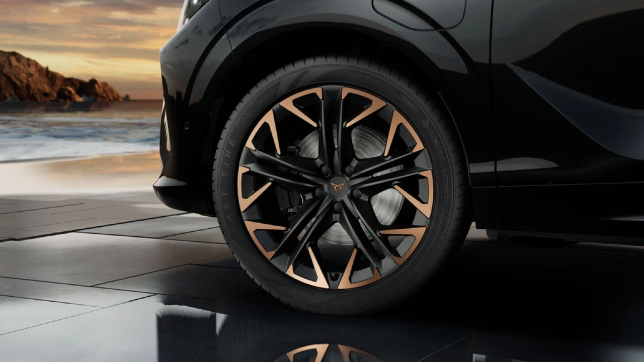 CUPRA Terramar 1.5 TSI e-Hybrid 272 6DSG VZ Performance