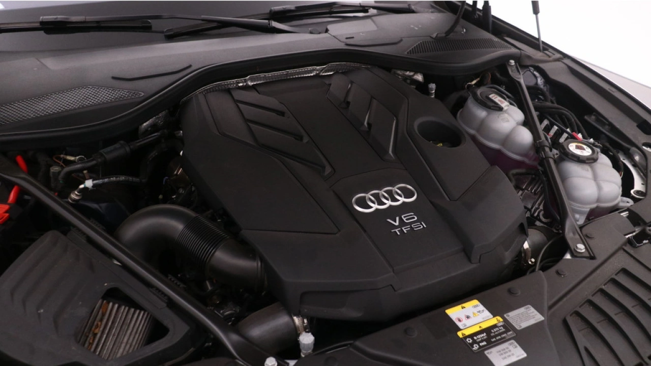 Audi A8 60 TFSI e Quattro 462pk / Achteras besturing / Massagestoelen