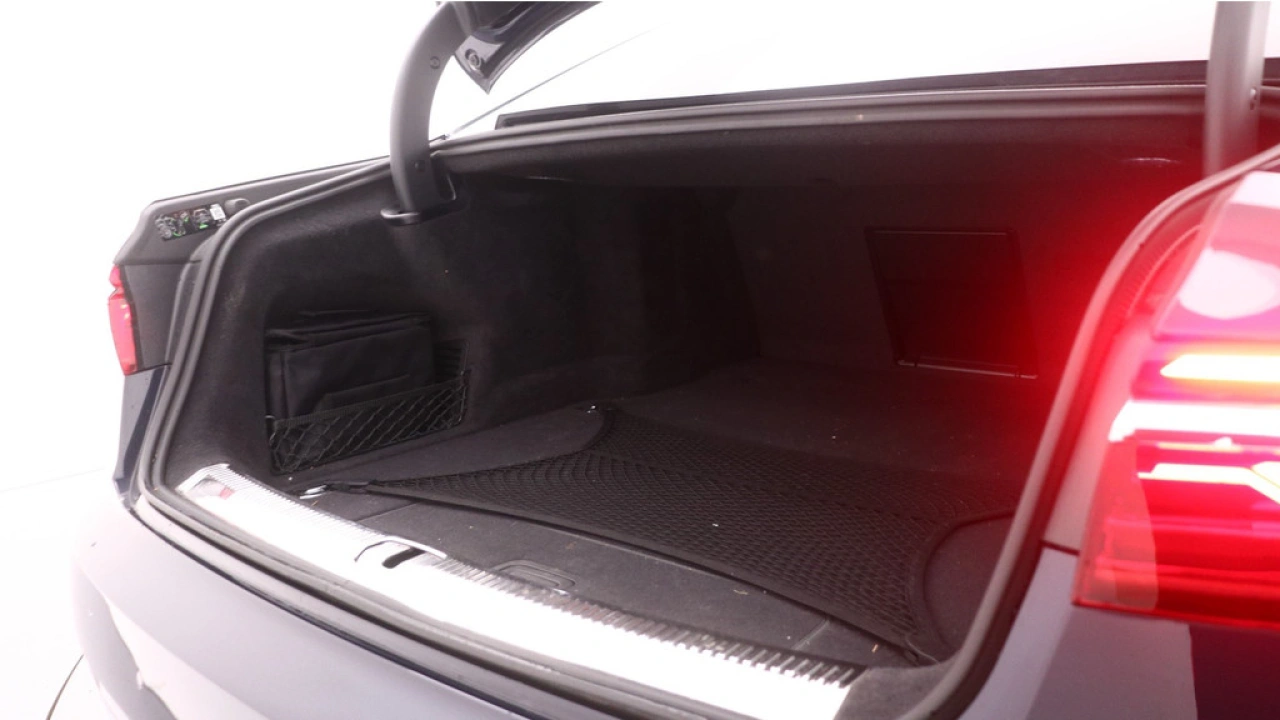 Audi A8 60 TFSI e Quattro 462pk / Achteras besturing / Massagestoelen