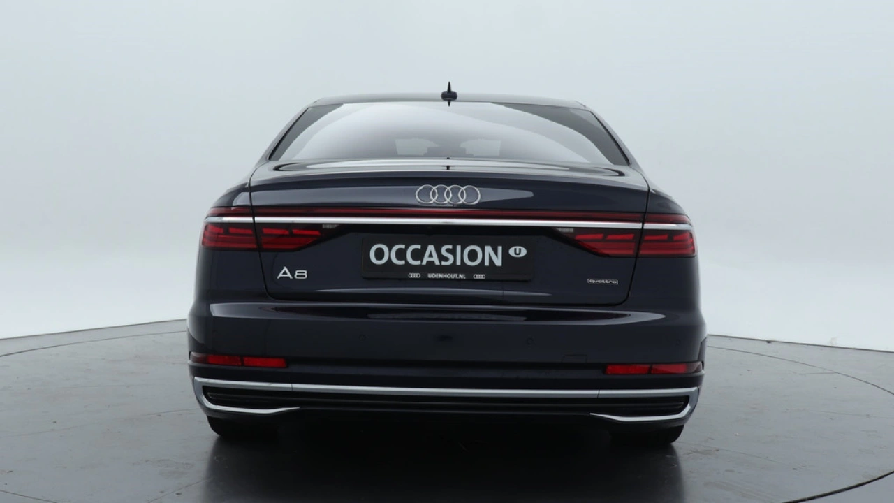 Audi A8 60 TFSI e Quattro 462pk / Achteras besturing / Massagestoelen