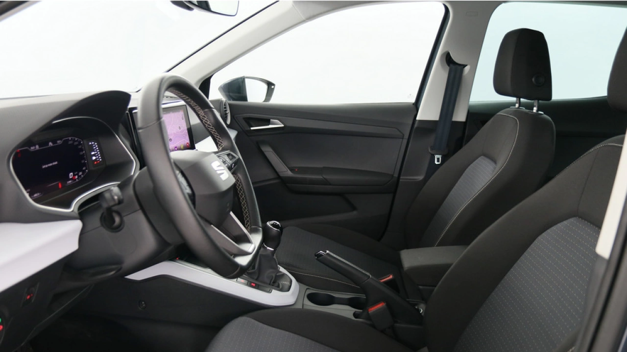 SEAT Arona 1.0 TSI 95pk Style Business Intense