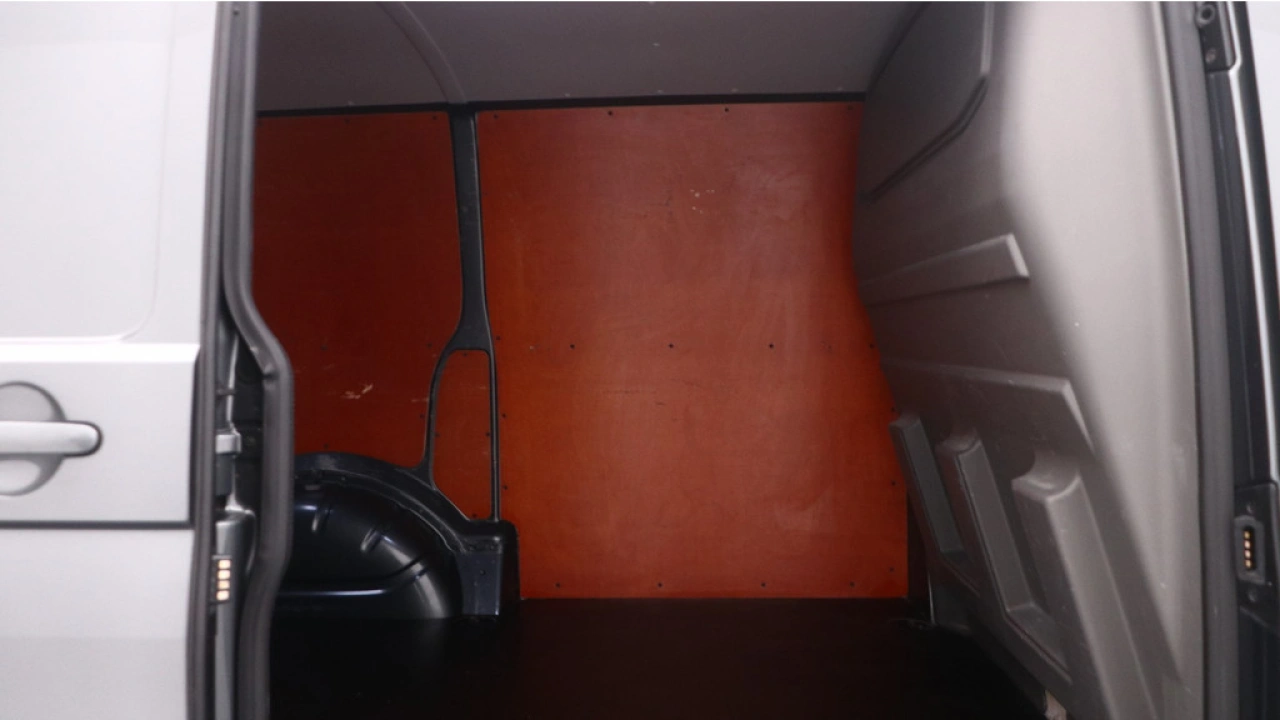 VW Bedrijfswagens Transporter L1H1 2.0 TDI 150pk DSG Bulli