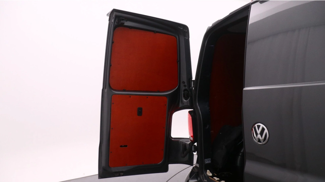 VW Bedrijfswagens Transporter L1H1 2.0 TDI 150pk DSG Bulli