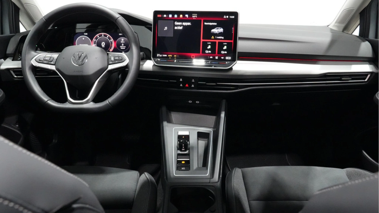 Volkswagen Golf 1.5 eHybrid 204pk Life Edition