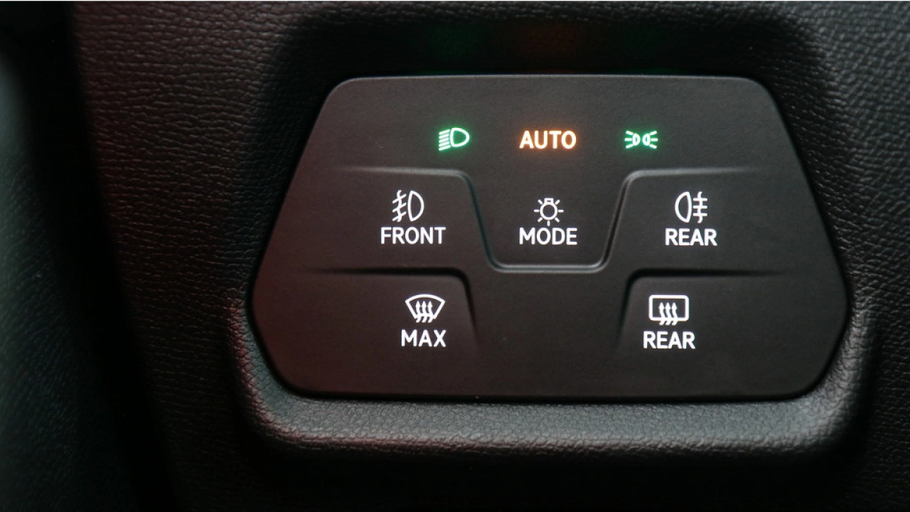 SEAT Leon Sportstourer 1.0 eTSI 110pk FR Business DSG