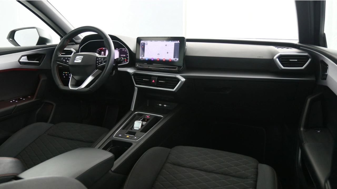 SEAT Leon Sportstourer 1.0 eTSI 110pk FR Business DSG